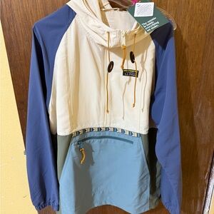 L.L. Bean Woman Mountain Classic Anorak Aztec Pullover  - Cream, Blue, Green